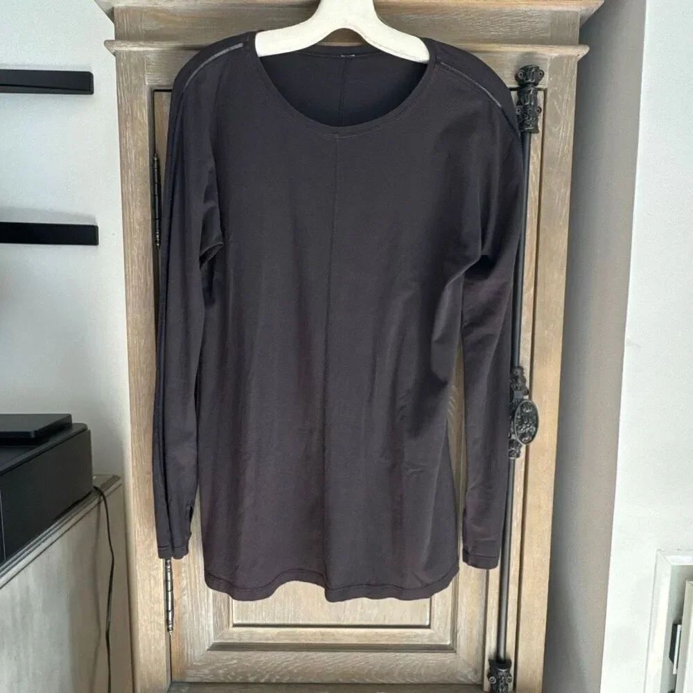 Lululemon Black Long Sleeve Shirt size 8